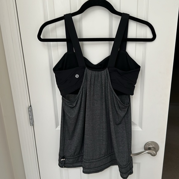 Lululemon Tank - Picture 2 of 4